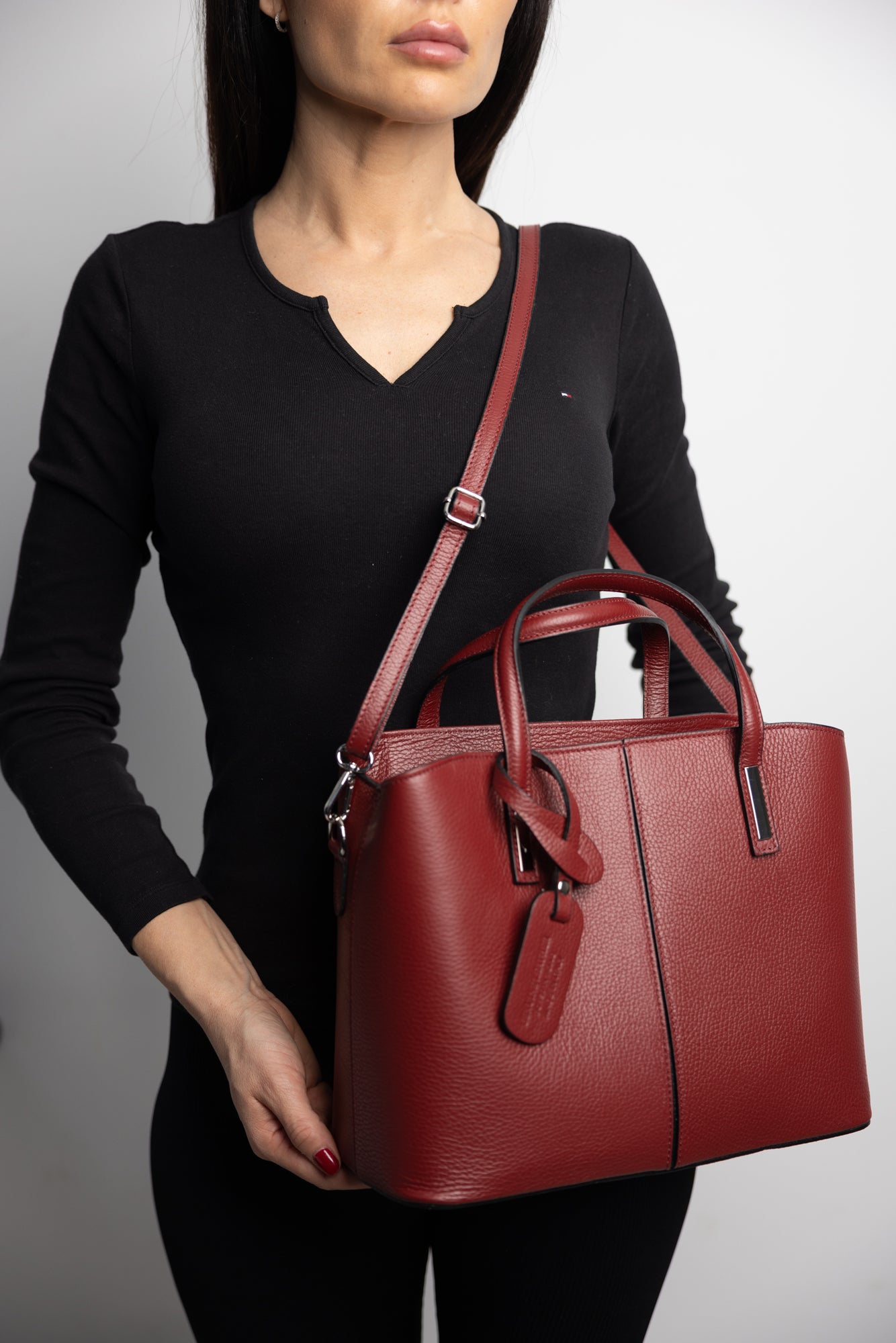 Sac à main pour femme en cuir véritable bordeaux Mara