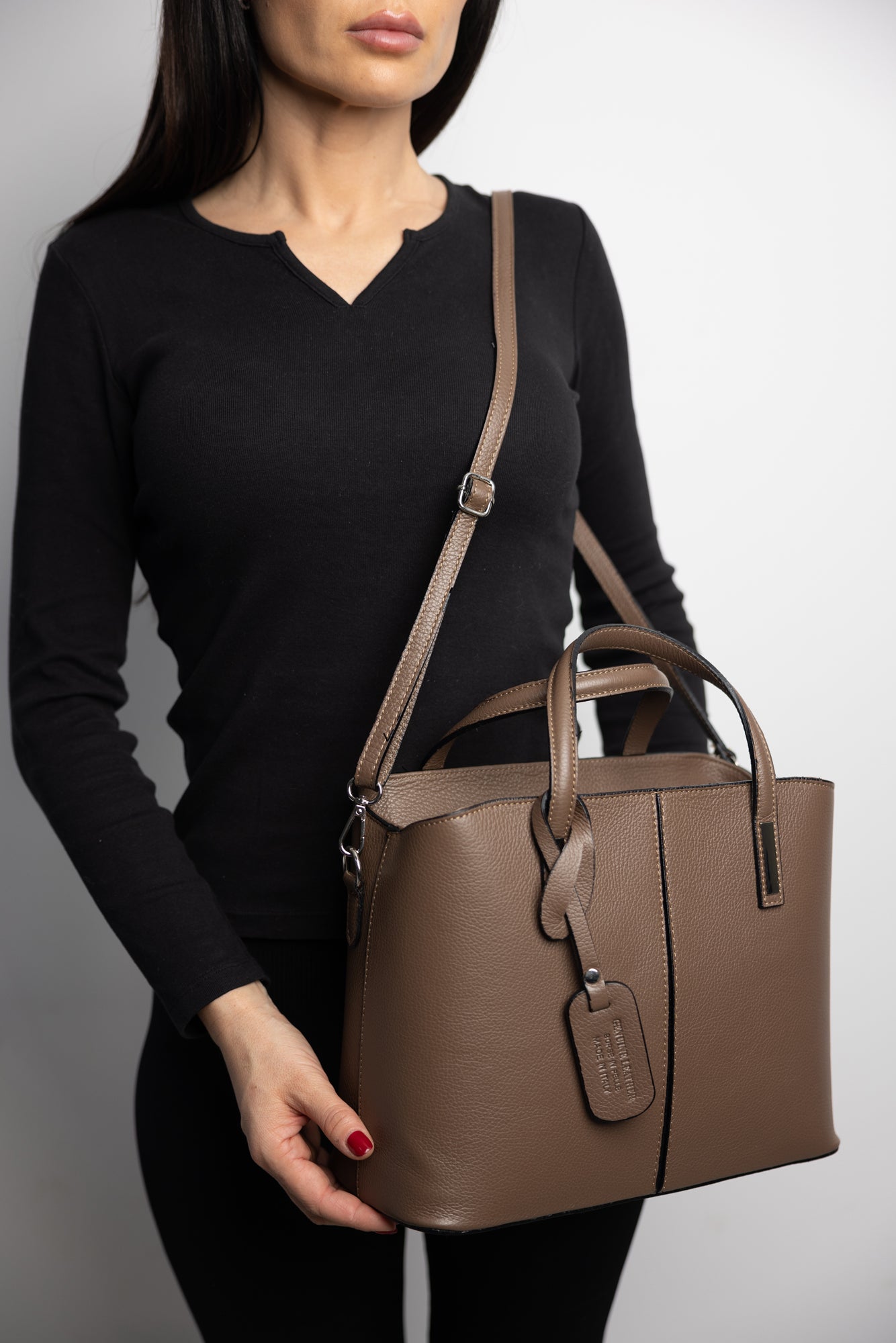Bolso de mujer de piel natural color topo Mara
